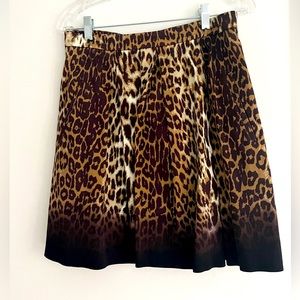 Leopard print A like skirt with pockets
